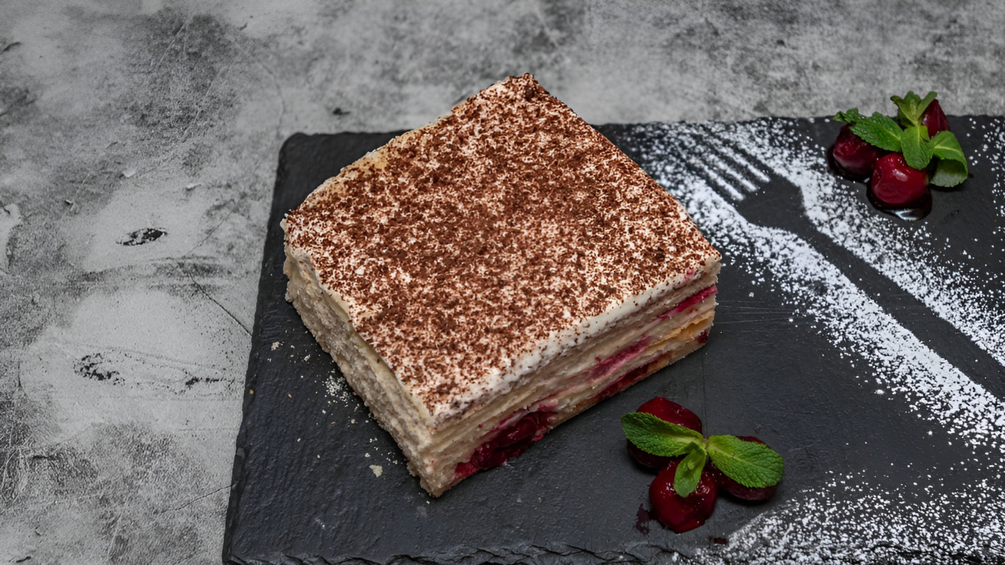 Dacha Homemade Smetannik cake ±250g